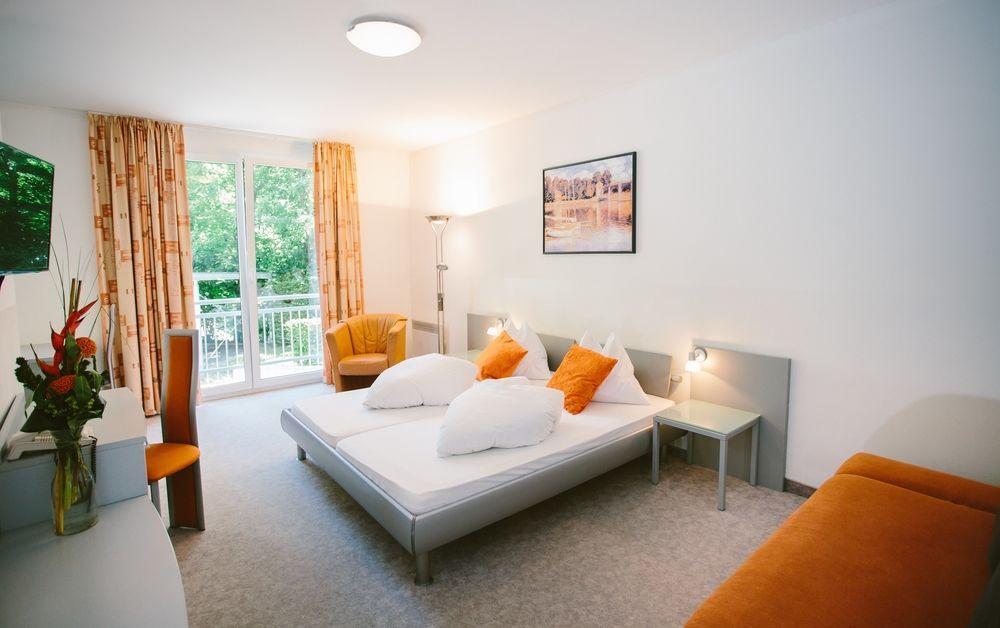 Ferienhotel Woerthersee Перчах-ам-Вертерзе Екстер'єр фото